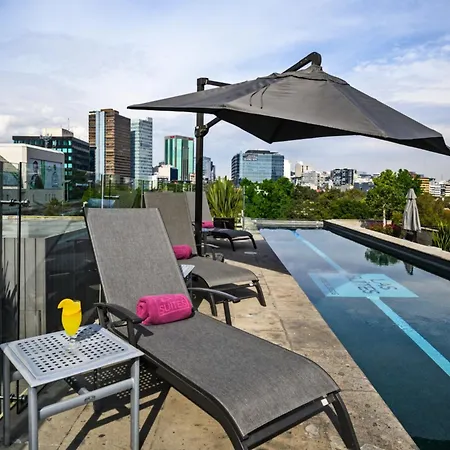 Las Suites Campos Eliseos-3