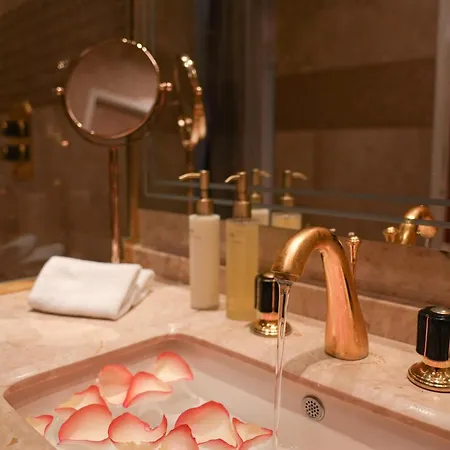 Paris J'Adore Hotel & Spa (Adults Only)-3