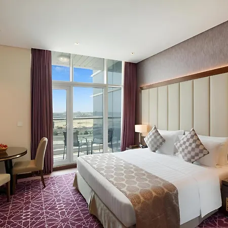 Royal Continental Suites Business Bay-3