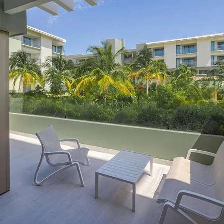 Catalonia Grand Costa Mujeres All Suites & Spa-3