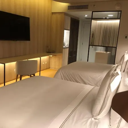 Qoya Hotel Curitiba, Curio Collection By Hilton-3