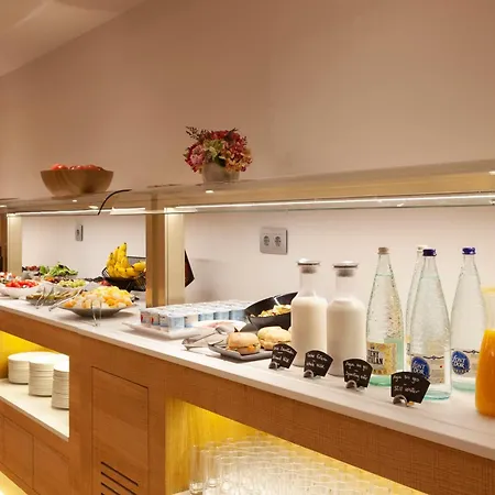 Lamaro Hotel-3