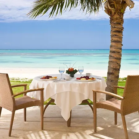 Tortuga Bay-2