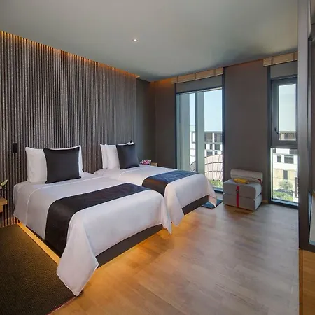 The Residences Caesars Palace Bluewaters-2