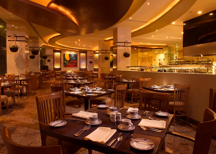 Beach Palace Family Resort & Spa Cancún