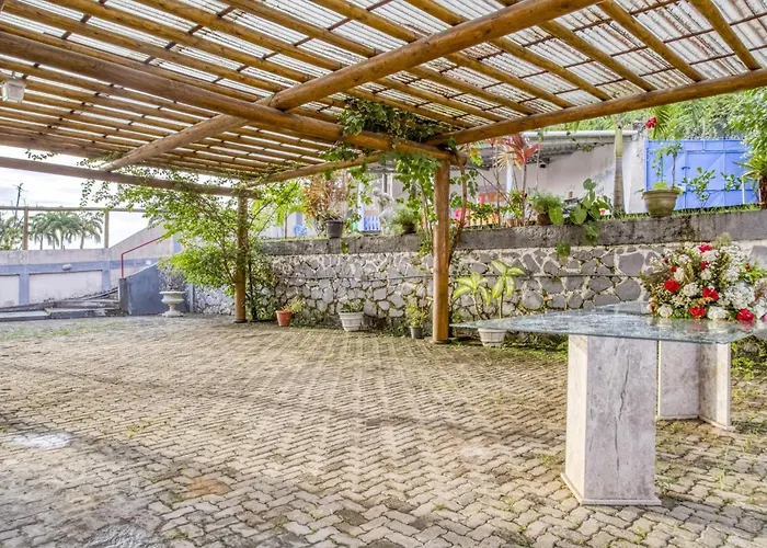 Oyo Praia Hotel Recanto Do Tome - Salvador